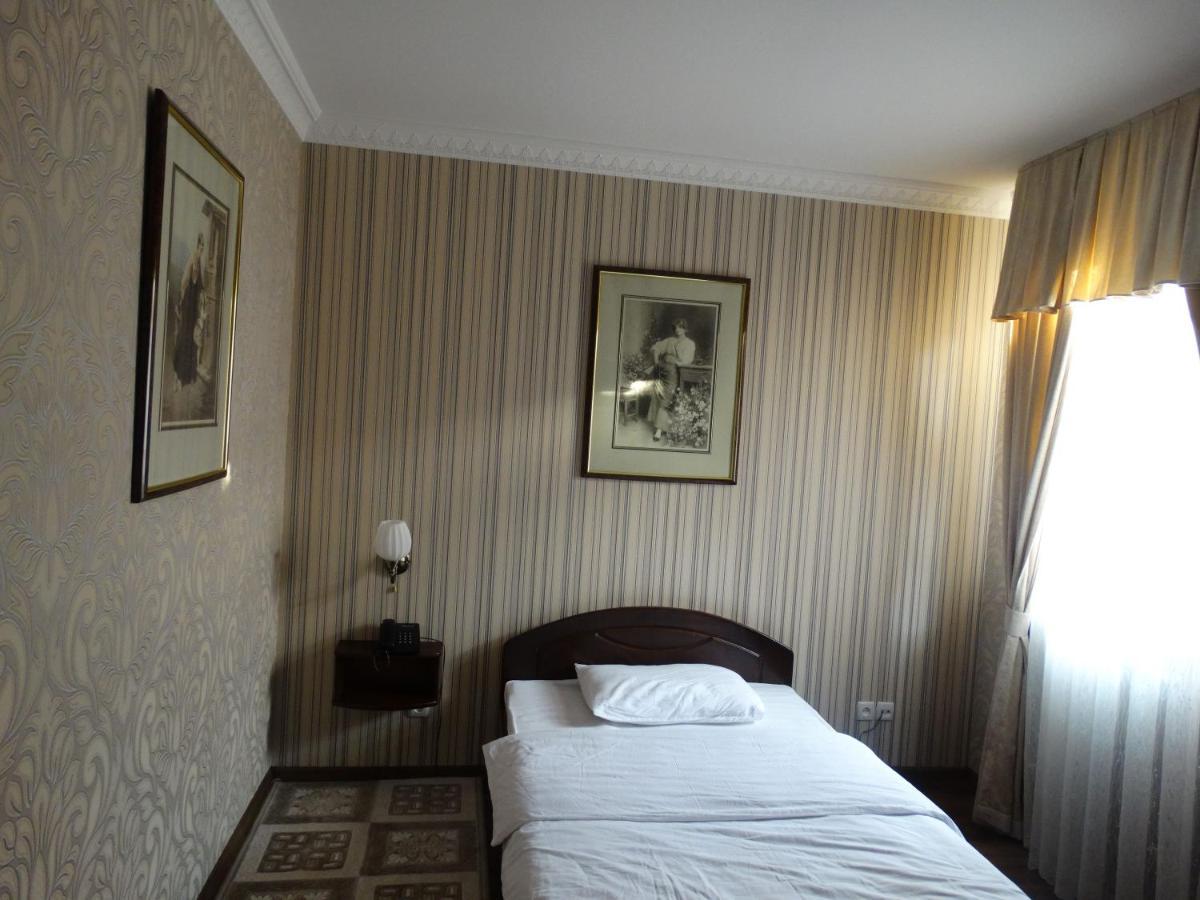 Hotel Papillon Taškent Exteriér fotografie